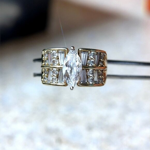 Sparkling Marquis Center Cut Cz Ring - Picture 9 of 11